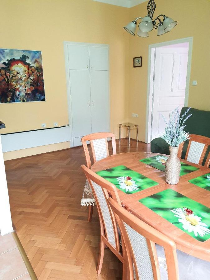 Family Apartment Center 오파티아 외부 사진